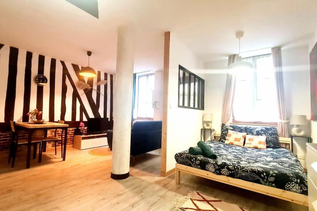 Chic Et Normand, Parking Facile, Wifi Hd Apartment Pont-Audemer Exterior photo